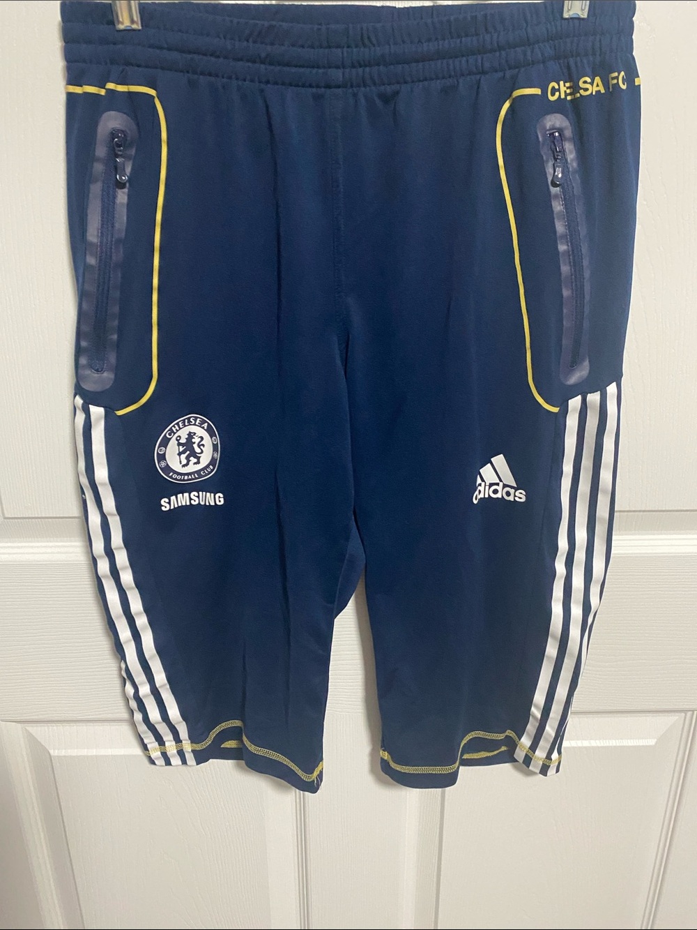 Vintage adidas Chelsea FC Navy Mens 3/4 Soccer pants with Gold Trim